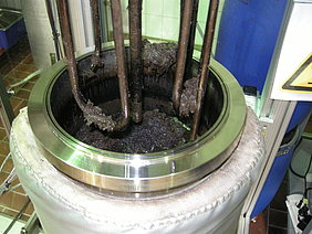 Hydrothermal carbonisation of biomass in one of ATB's HTC-reactors (Photo: Kern/ATB)